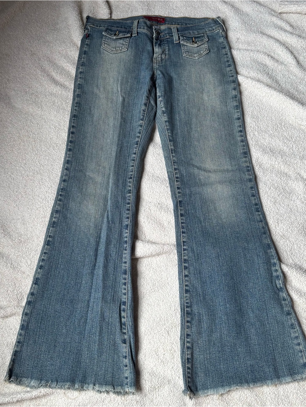 Vintage Y2K size 4R low rise flare jeans